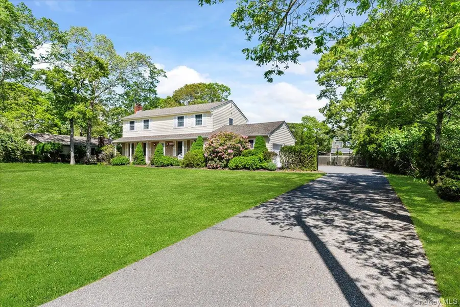 15 Oak Lane, Hampton Bays, NY 11946 - #2