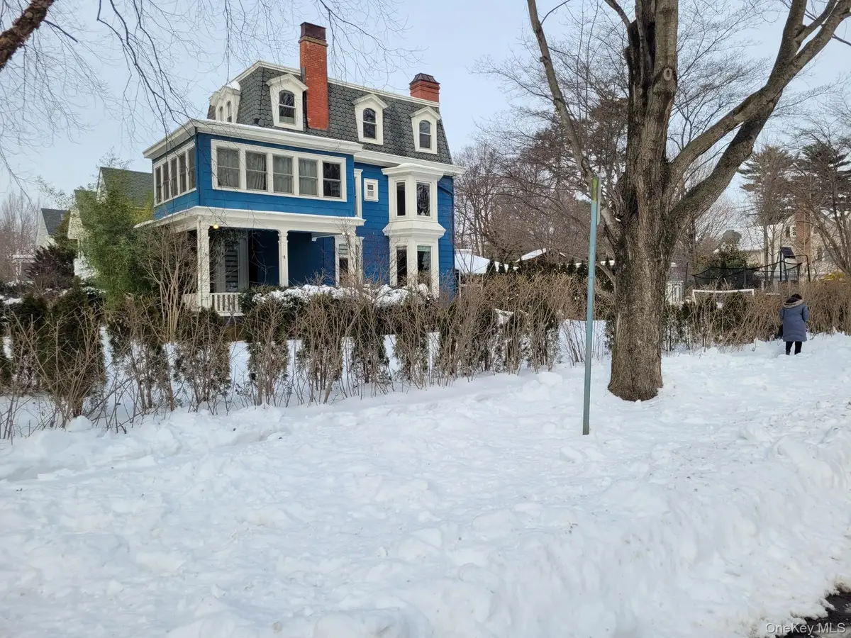 41 Hilton Avenue, Garden City, NY 11530 - #1