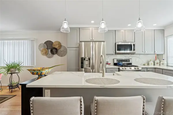 1790 Front Street #28, East Meadow, NY 11554