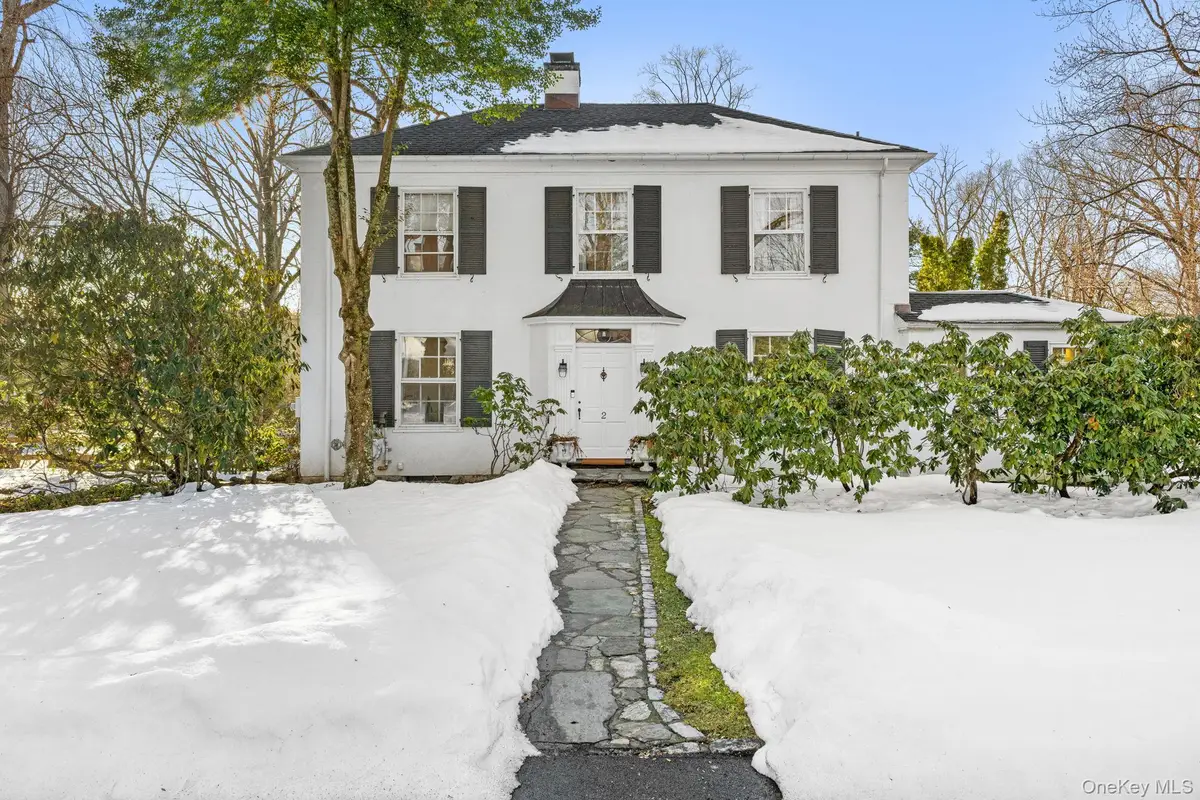 2 Apple Tree Close, Chappaqua, NY 10514 - #1