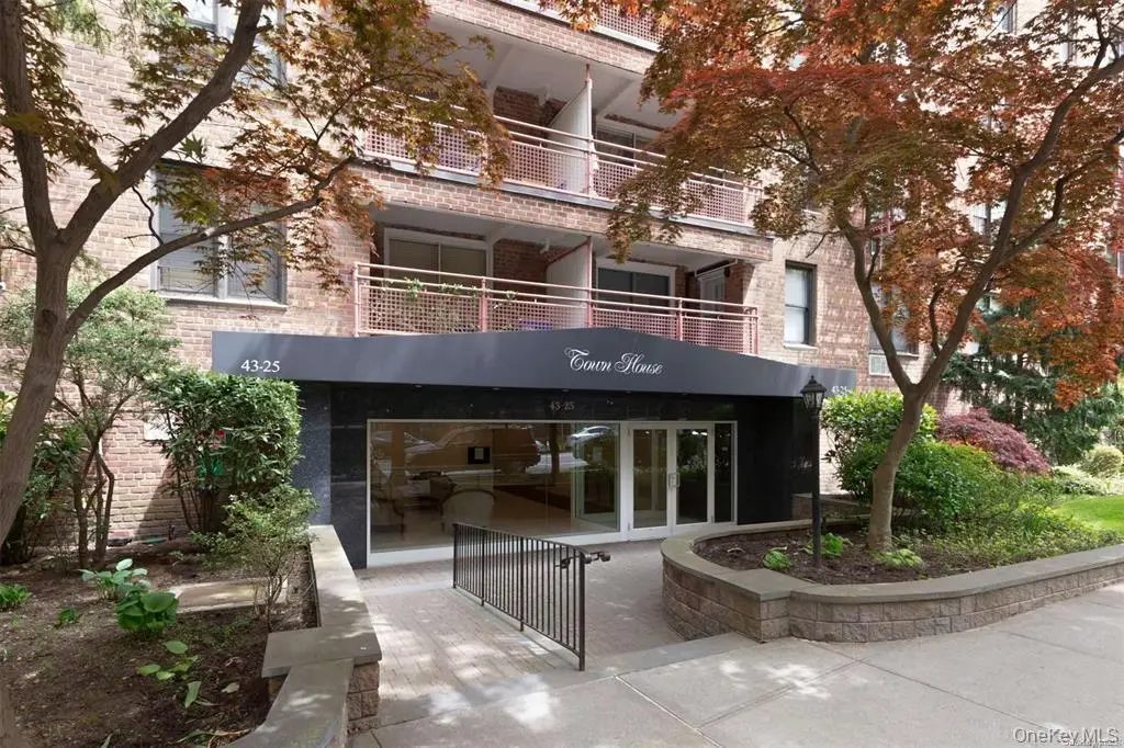 43-25 Douglaston Parkway #1LB, Douglaston, NY 11363 - #1