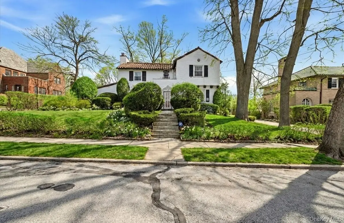 93 Stuyvesant Plaza, Mount Vernon, NY 10552 - #1