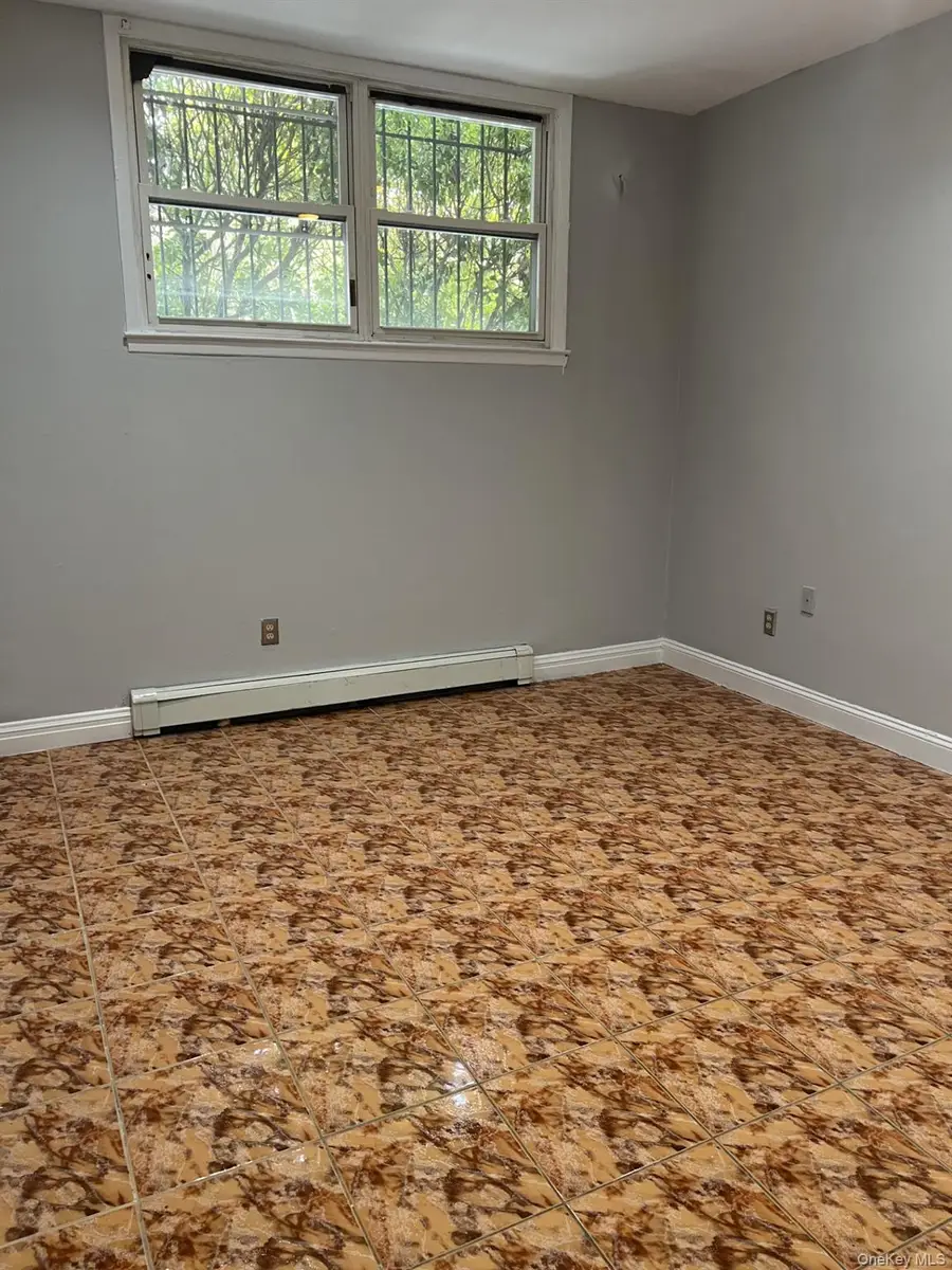 130 Glenwood Avenue #22, Yonkers, NY 10703 - #3