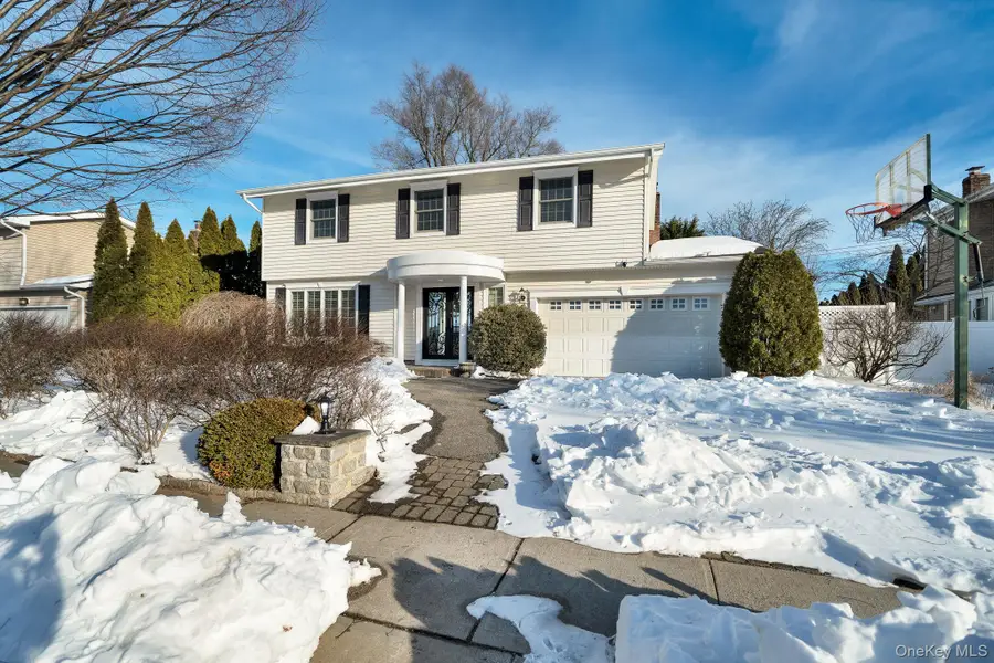 20 Sagamore Way S, Jericho, NY 11753 - Image #2