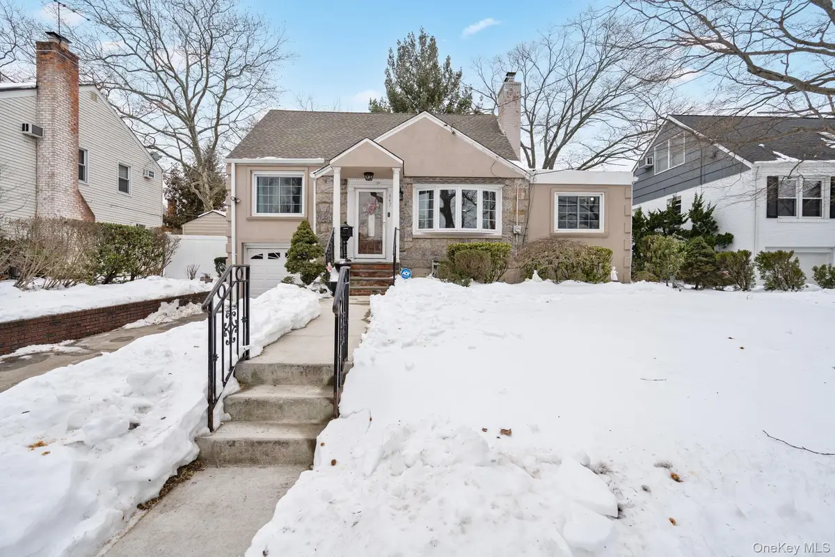 947 Glenwood Road, West Hempstead, NY 11552 - #1