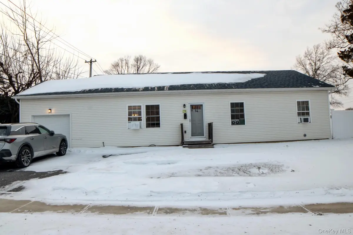 14 Bittersweet Lane, Levittown, NY 11756 - #1
