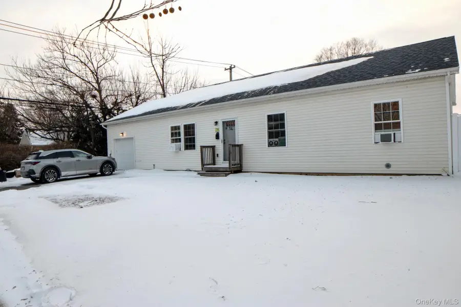 14 Bittersweet Lane, Levittown, NY 11756 - #2