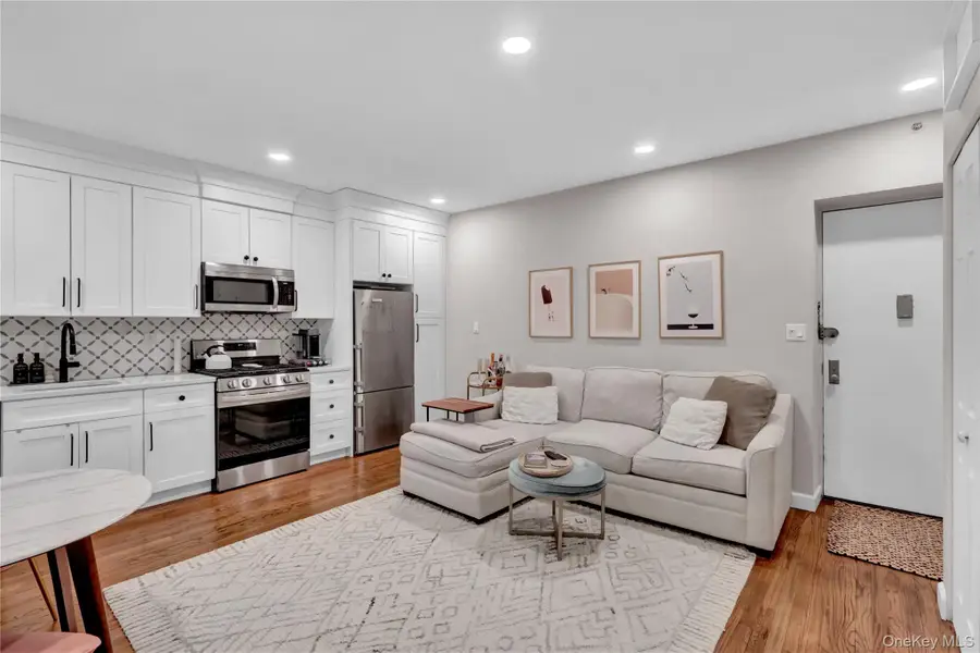 25 W Broadway #110, Long Beach, NY 11561 - #3