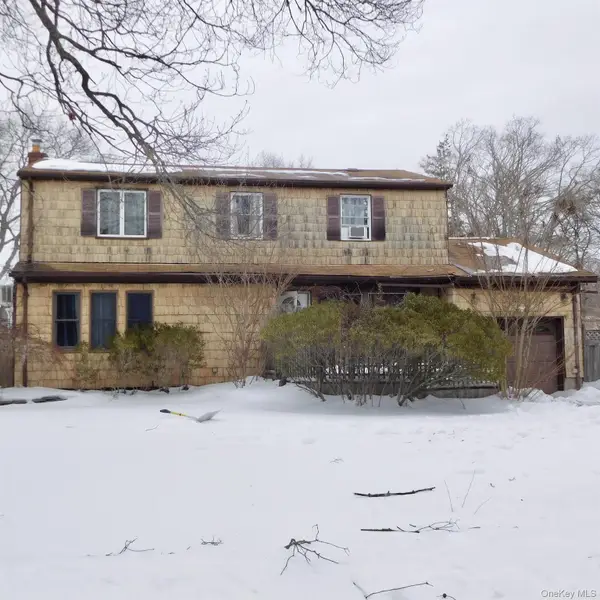 639 5th Street, Ronkonkoma, NY 11779