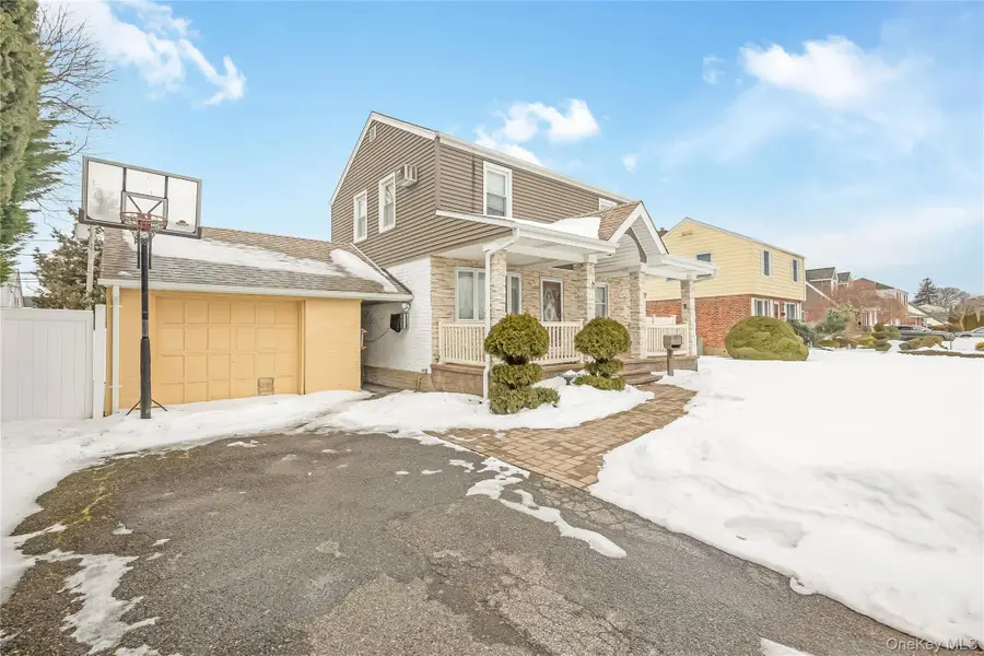 2288 Jefferson Street, East Meadow, NY 11554 - #2