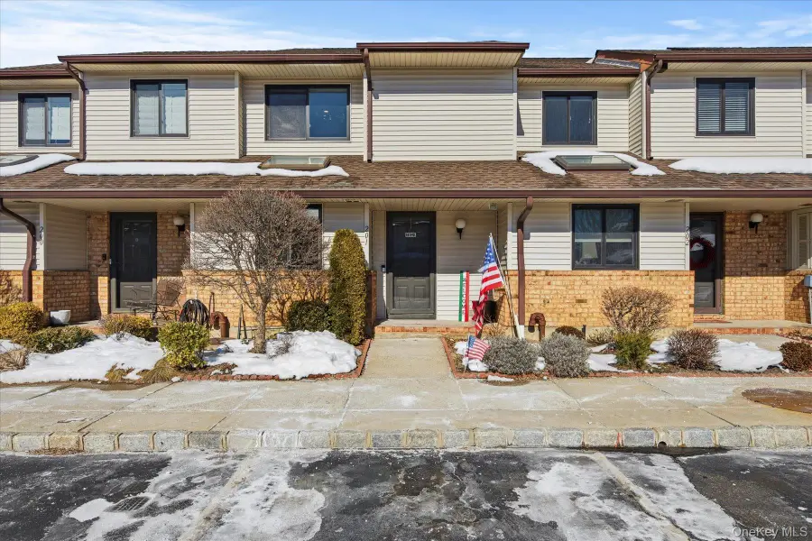 201 Poplar Court #201, Wantagh, NY 11793 - #2
