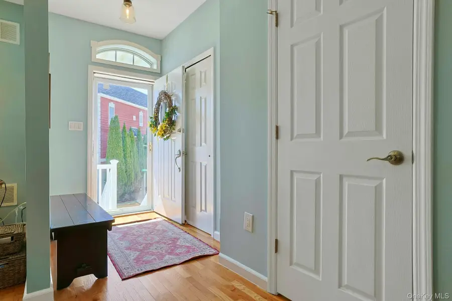 44 Alexander Court, Nanuet, NY 10954 - #2