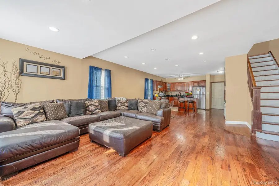 188-25 Mangin Avenue, Saint Albans, NY 11412 - Image #3