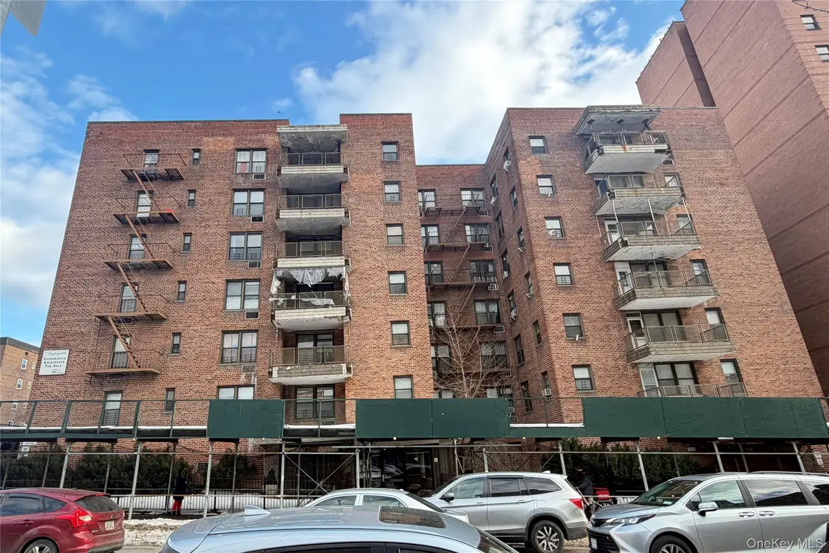 13870 Elder Avenue #4S, Flushing, NY 11355 - #1