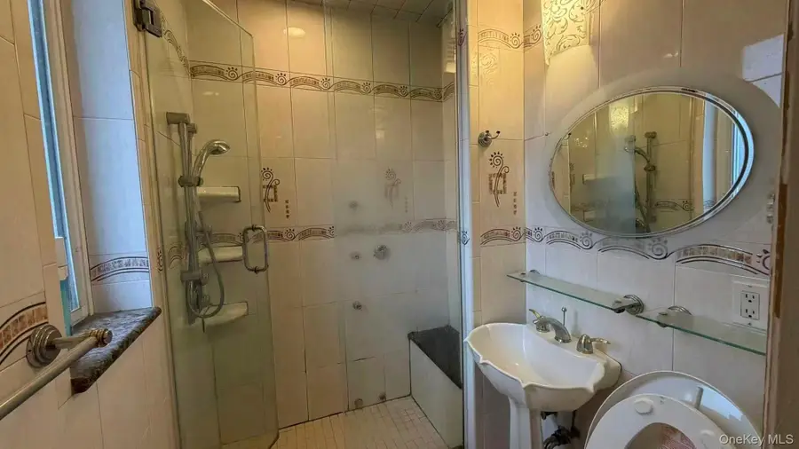 100-01 75th Avenue, Forest Hills, NY 11375 - #3