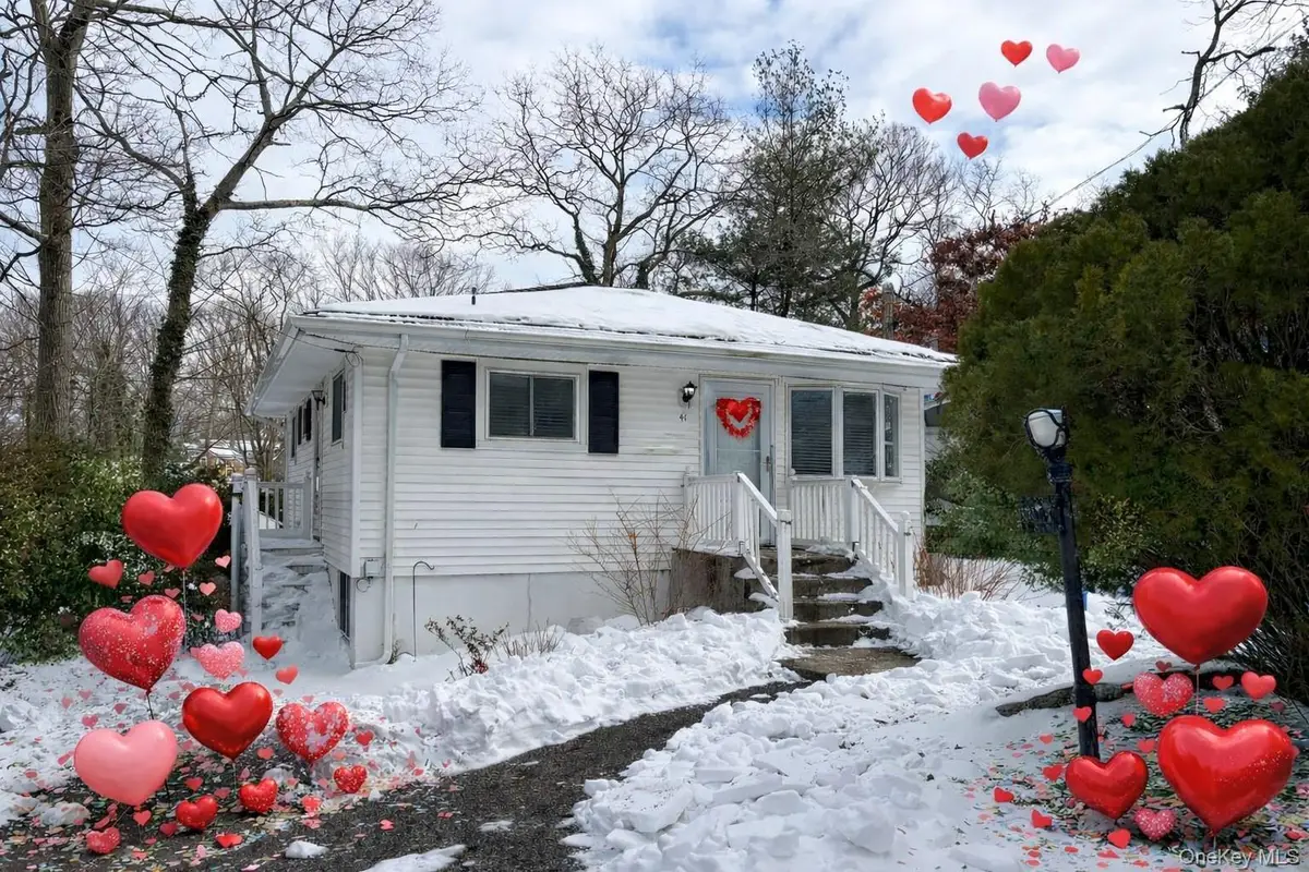 41 Robin Road, Rocky Point, NY 11778 - Image #1