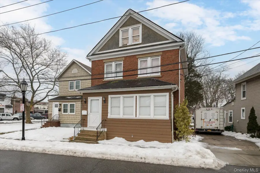 34 S Front Street, Farmingdale, NY 11735 - #2