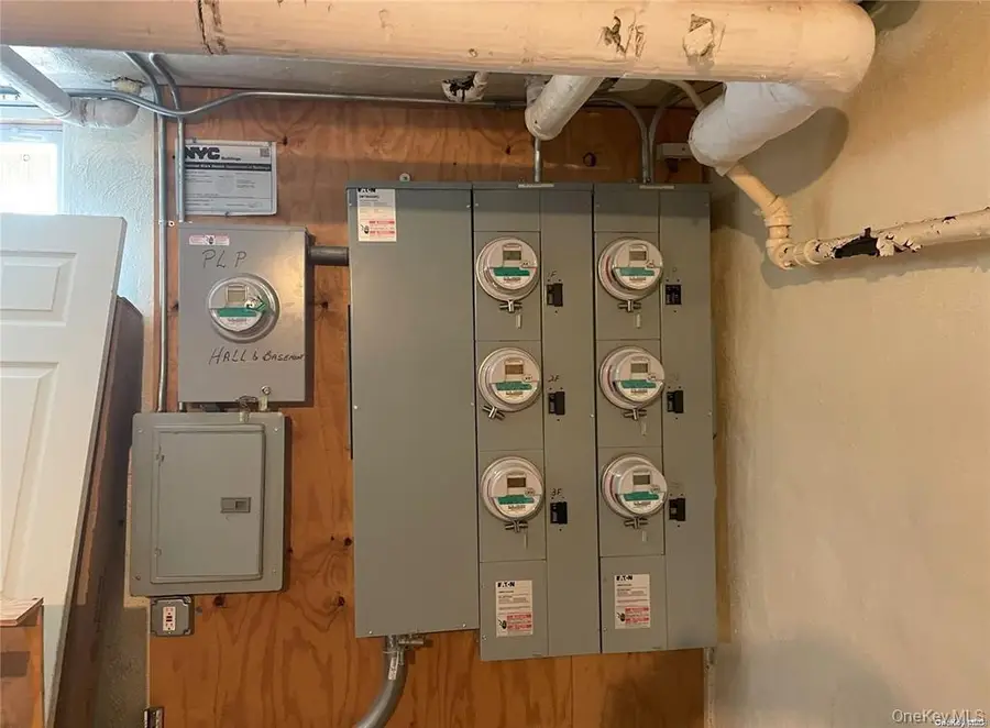 87-30 114th Street, Richmond Hill, NY 11418 - Image #2