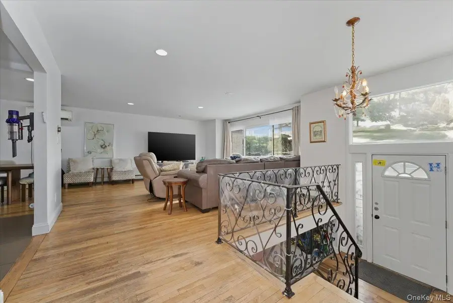 847 Oliver Avenue, North Woodmere, NY 11581 - #2