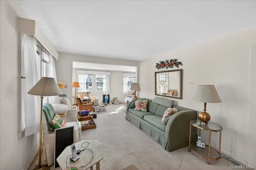 175 Main Avenue, Mastic, NY 11950 - #3