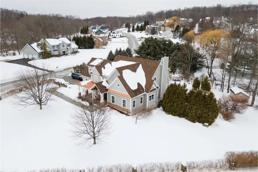 1016 Forest Glen, New Windsor, NY 12553 - #2