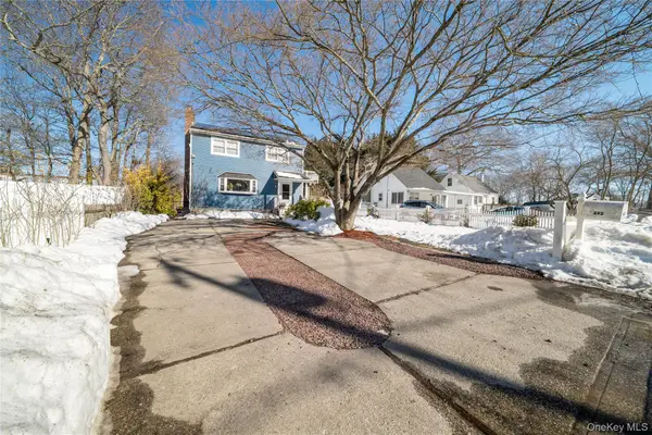 342 Revilo Avenue, Shirley, NY 11967