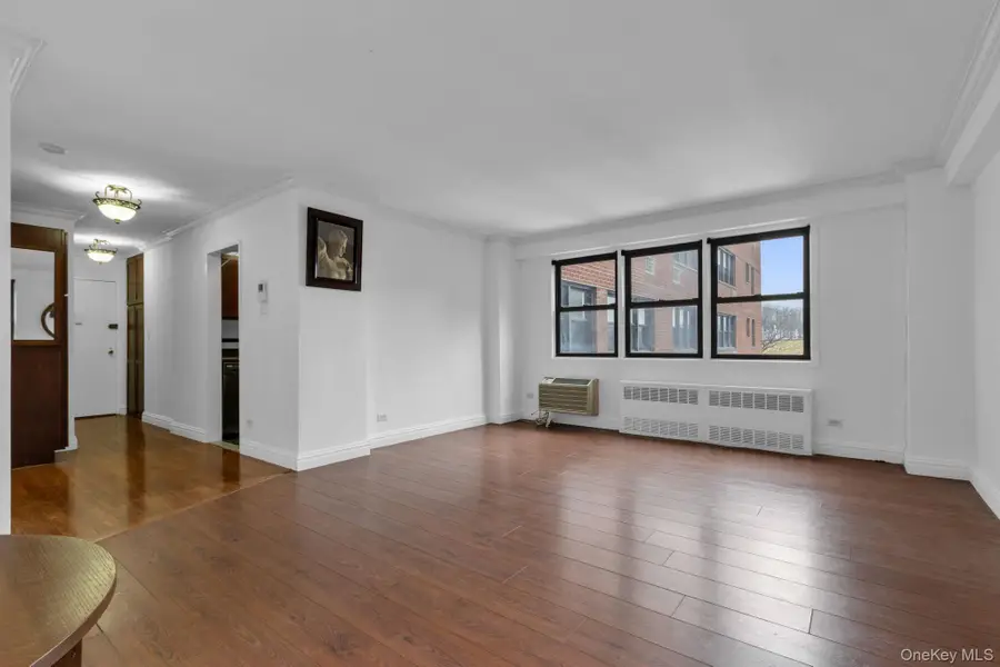 579 W 215th Street #7C, New York, NY 10034 - #3