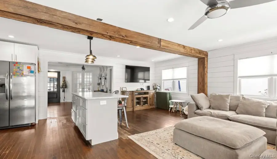 47 Smith Avenue, Islip, NY 11751 - #2