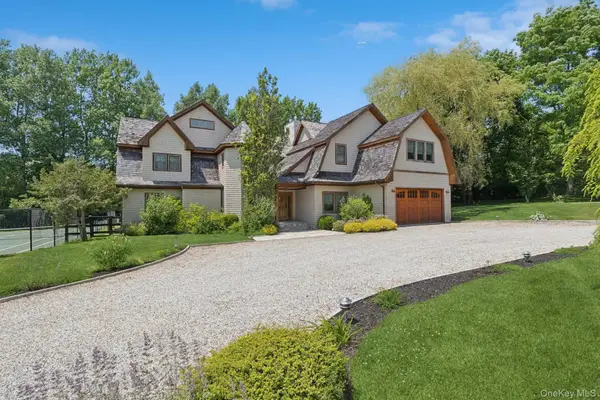 1366 Scuttle Hole Road, Water Mill, NY 11976