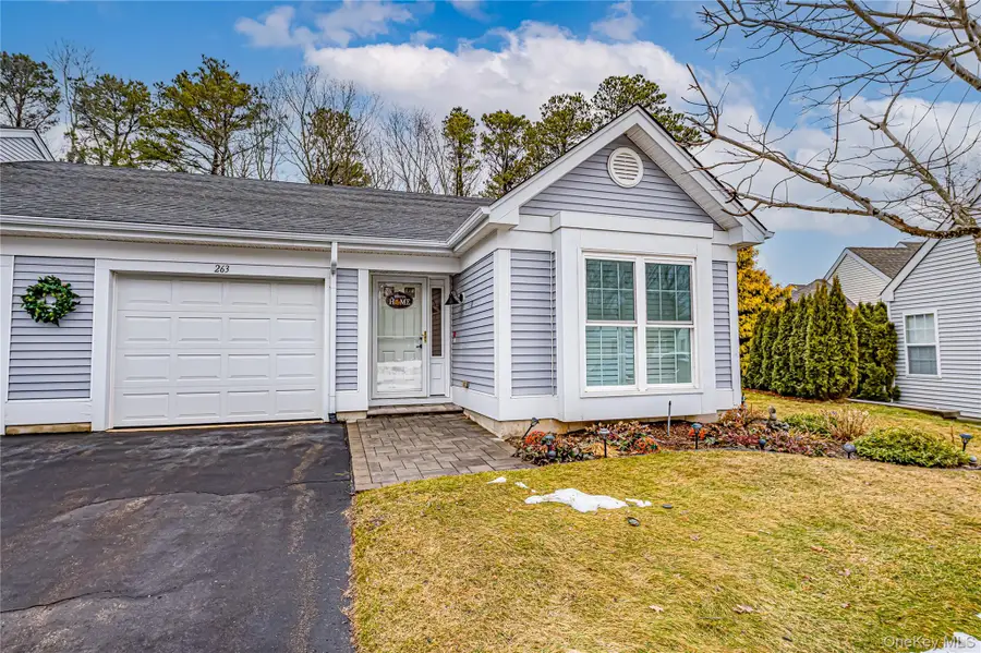 263 Glen Drive, Ridge, NY 11961 - #3