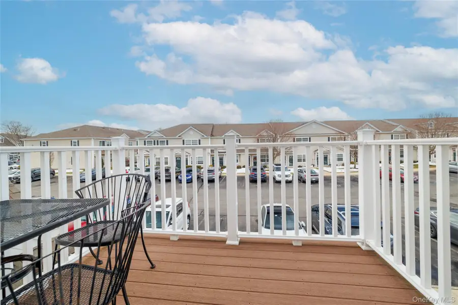 418 Willow Lane, Valley Stream, NY 11580 - #2