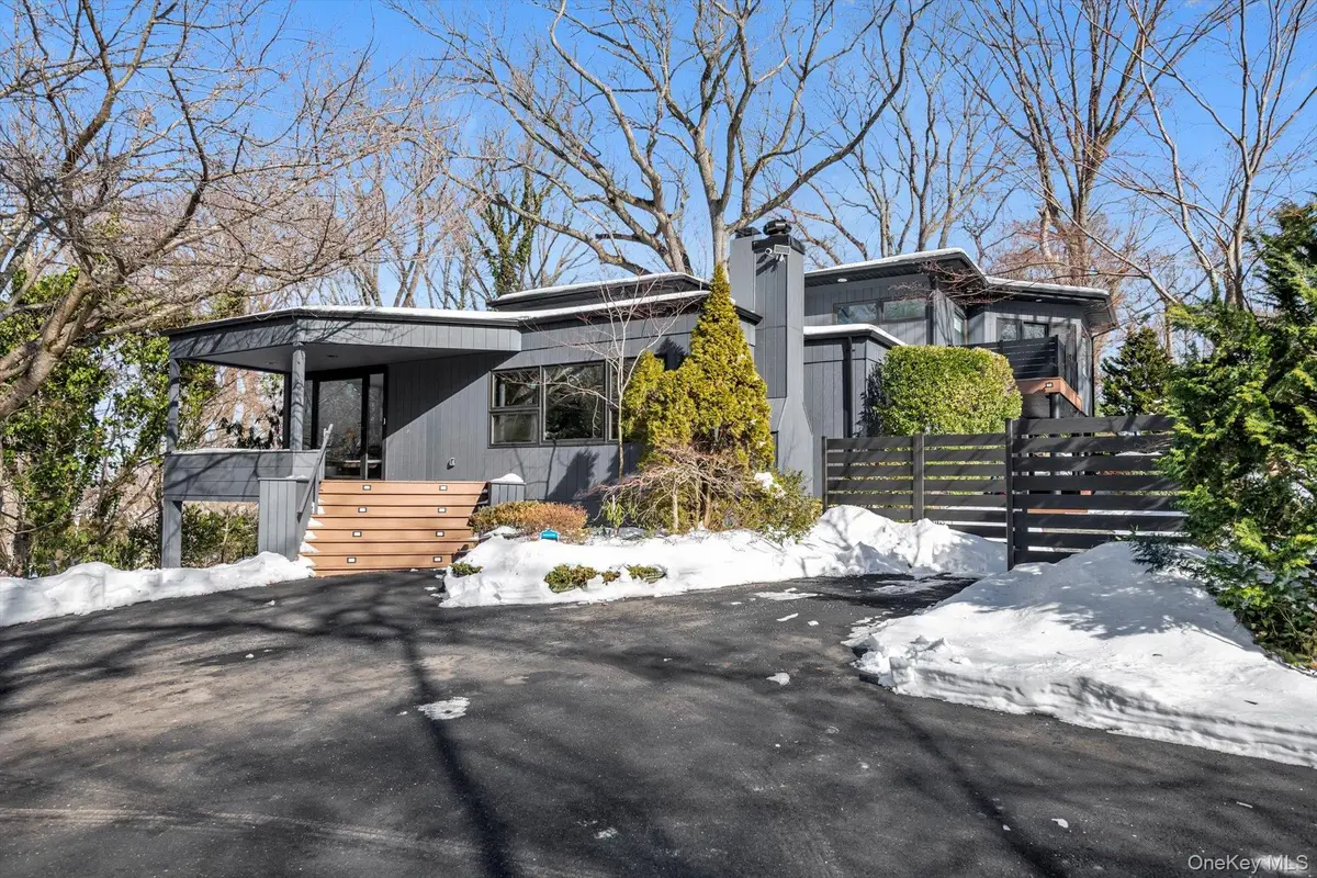 36 Cedar Lane, Sands Point, NY 11050 - #1