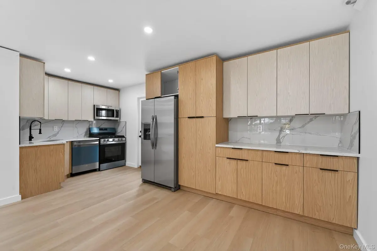 114-25 200 Street, Saint Albans, NY 11412 - #1