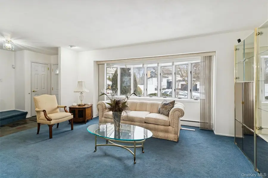 44 Wallace Drive, Plainview, NY 11803 - #3