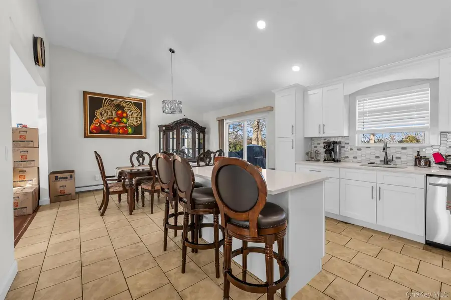 19 Summit, Farmingville, NY 11738 - #3