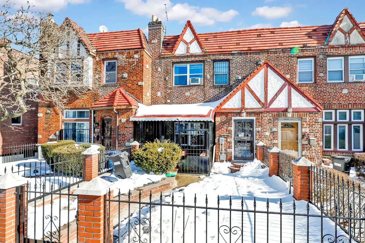 10925 Francis Lewis Boulevard, Queens Village, NY 11429 - #1