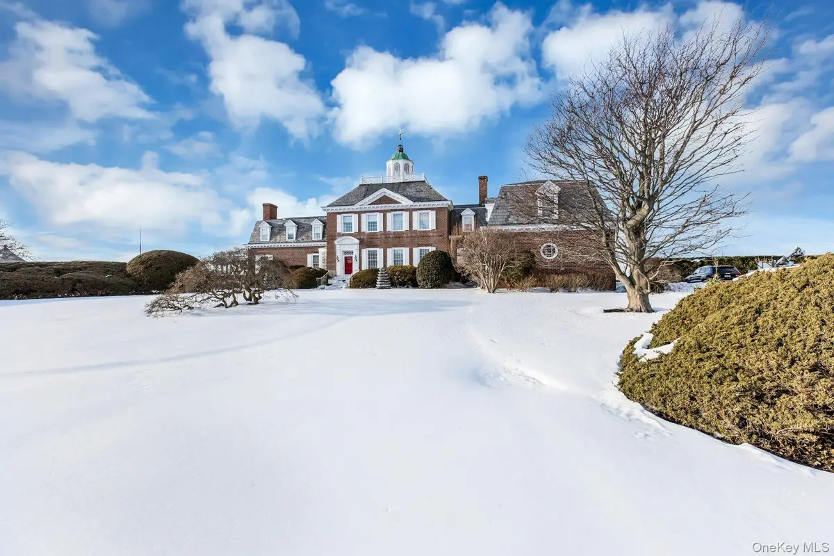 2 Wallis Lane, Saint James, NY 11780 - #1