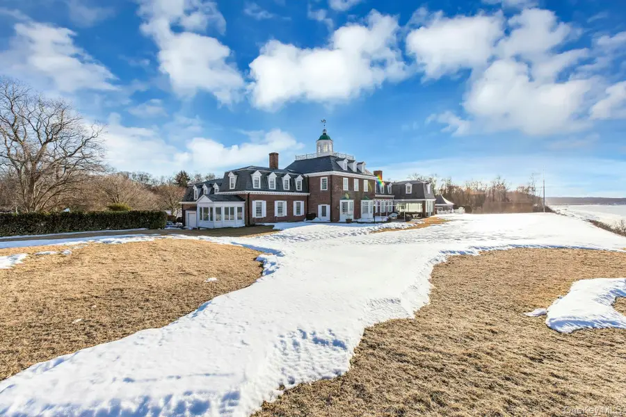 2 Wallis Lane, Saint James, NY 11780 - #2