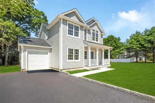 510 Bayport Avenue, Bayport, NY 11705