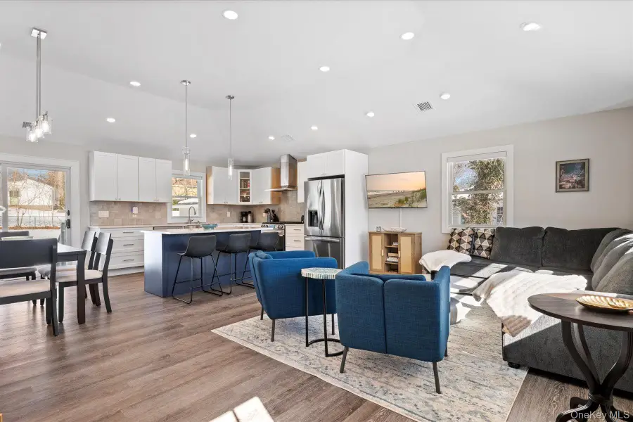 1150 Ruth Road, Mattituck, NY 11952 - #3