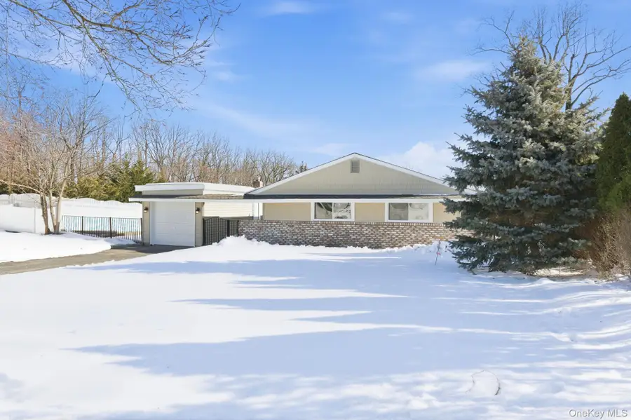 5 Bowman Lane, Kings Park, NY 11754 - #3