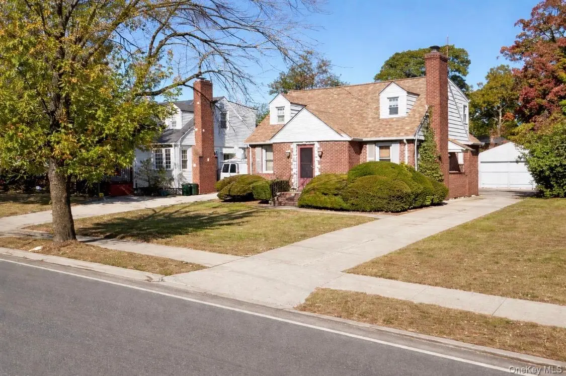 197 Foxhurst Road, Oceanside, NY 11572 - #1