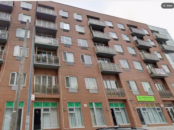 136-21 Latimer Place #4L, Flushing, NY 11354