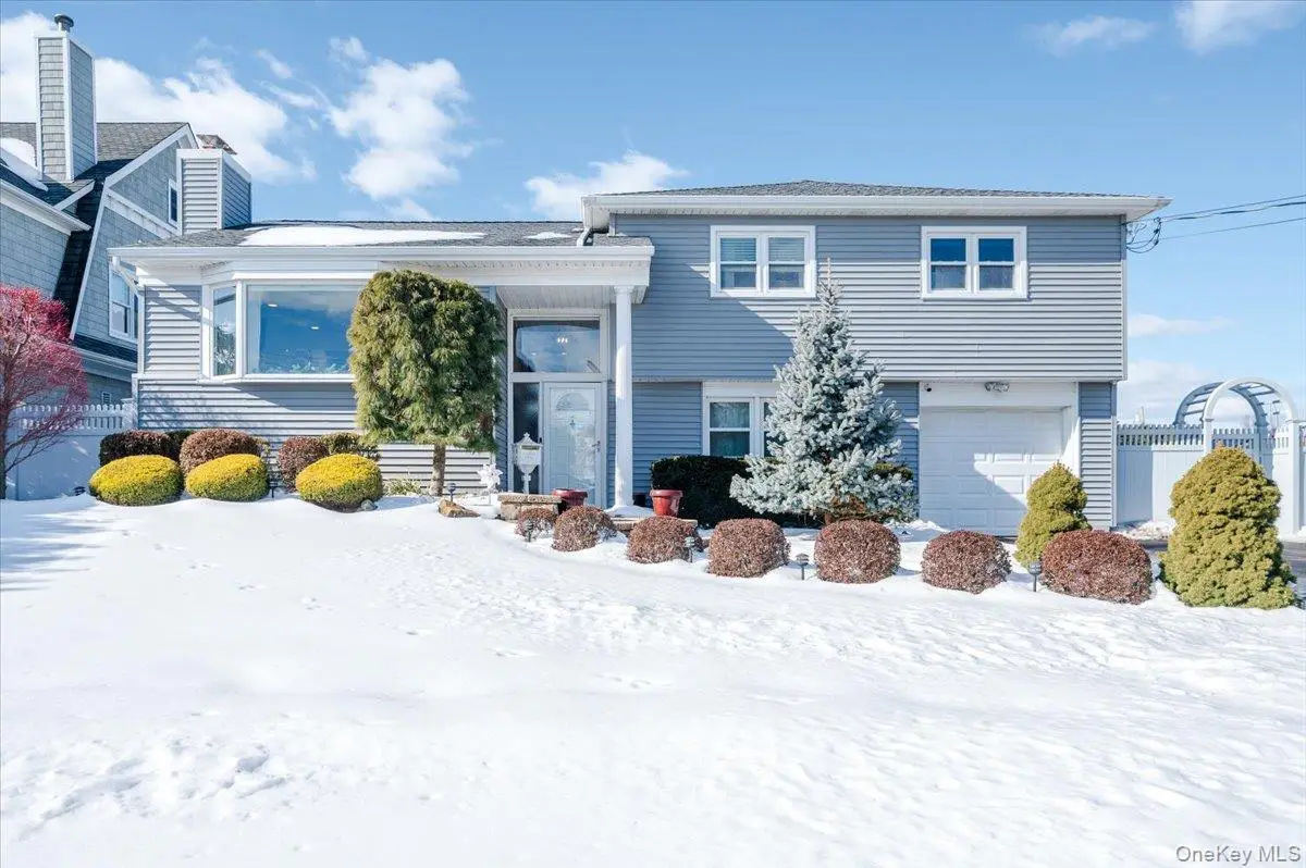 285 E Shore Drive, Massapequa, NY 11758 - #1