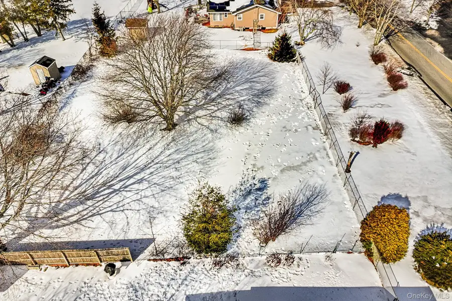 257 Doctors Path, Riverhead, NY 11901 - #2