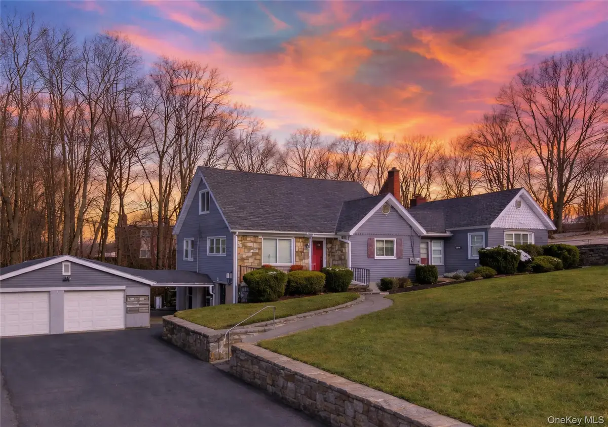 30 Lakeview Terrace, Mahopac, NY 10541 - #1