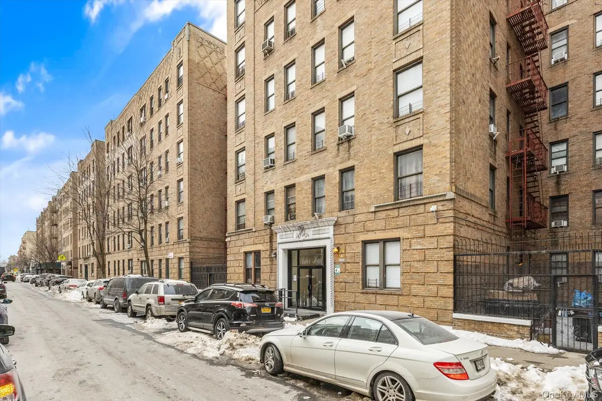 2187 Holland Avenue #4G, Bronx, NY 10462 - #1