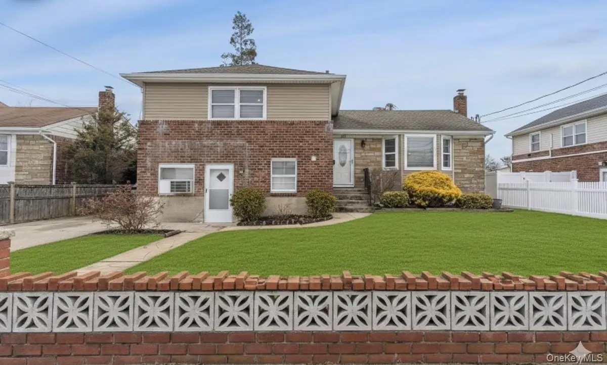 253 E Meadow Avenue, East Meadow, NY 11554 - #1