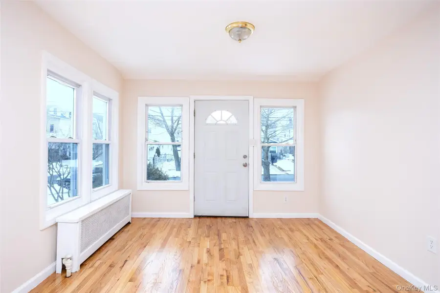 90-09 216th Street, Queens Village, NY 11428 - #3