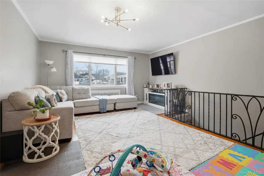 198-28 Pompeii Avenue #2, Hollis, NY 11423 - #3